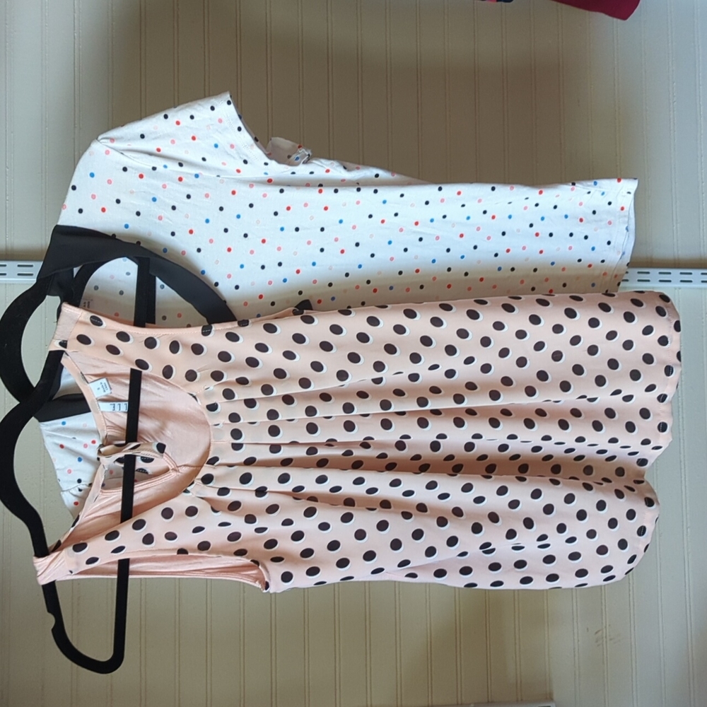 Elle Size Small Shirt Pair